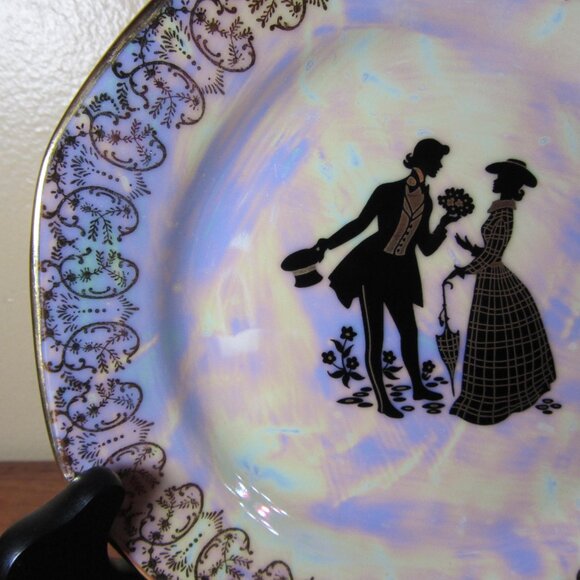 courting couple silhouette lusterware plate MZ Czechoslovakia vintage (W4917) - Picture 3 of 7